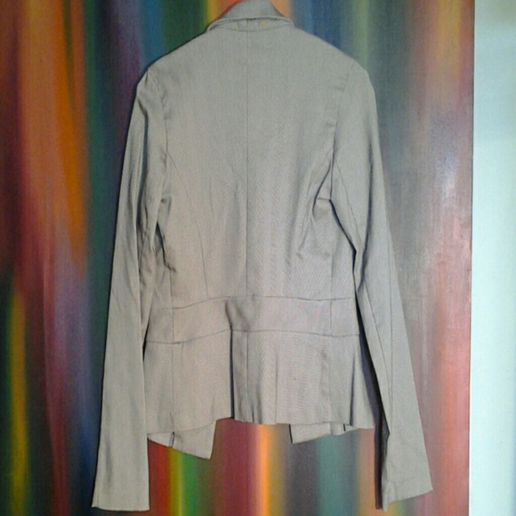 Lux Blazer - Picture 4 of 8